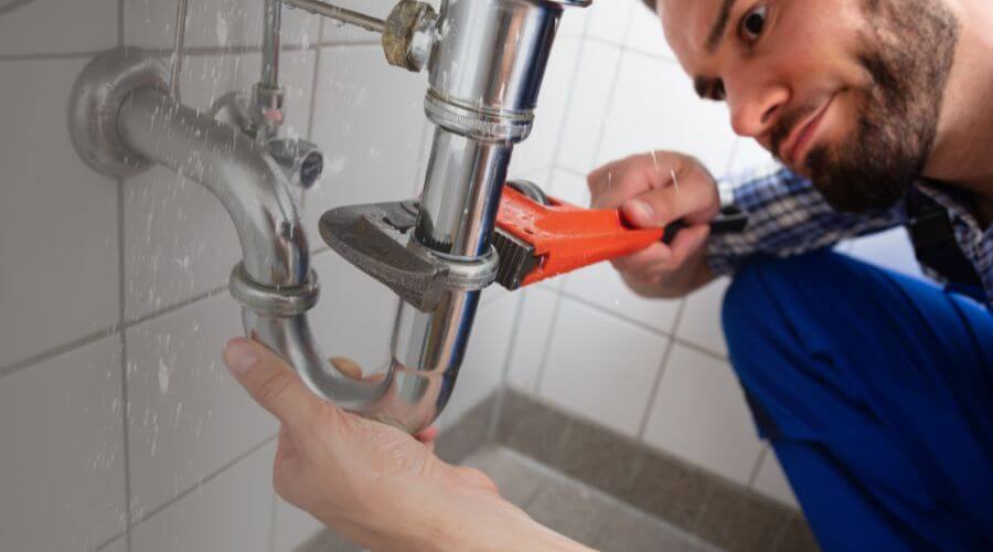 Professional sink repair in Castleton, IL